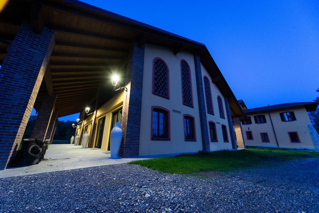 Agriturismo La Galizia Cuggiono Buitenkant foto