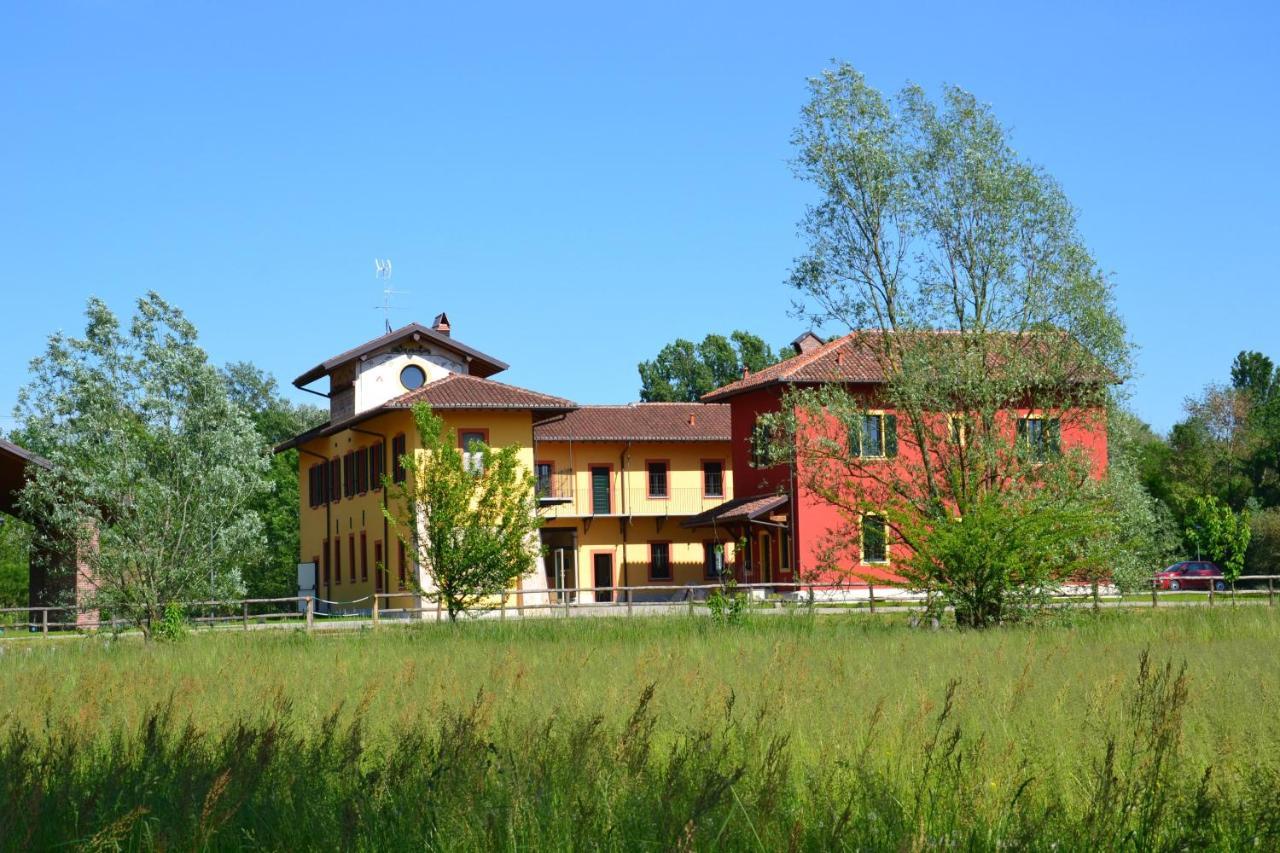 Agriturismo La Galizia Cuggiono Buitenkant foto
